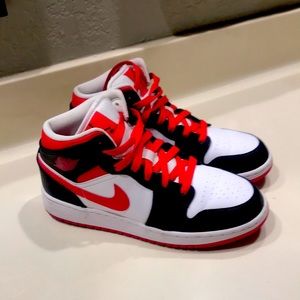 Kids boys or girls size 4.5, worn once or twice, red and white.